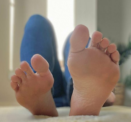 big tits latina onlyfans top pic