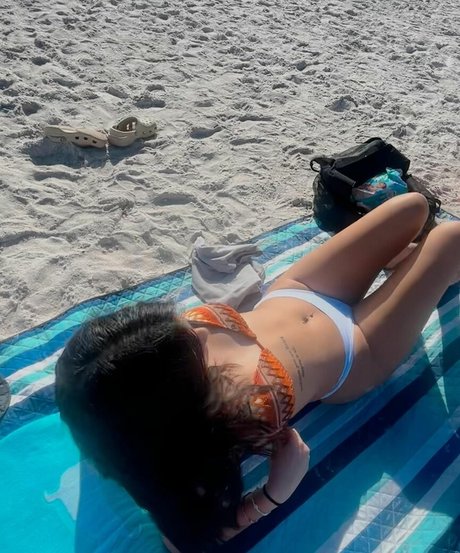 haileyalexandra naked actress archive