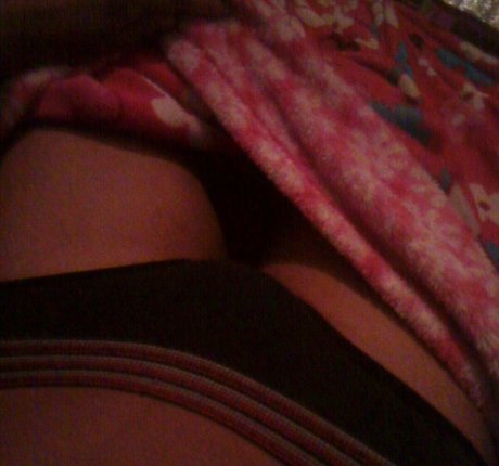 Erica Flavia sexy actress pictures