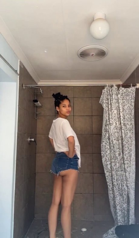 Momofebs star hd picture