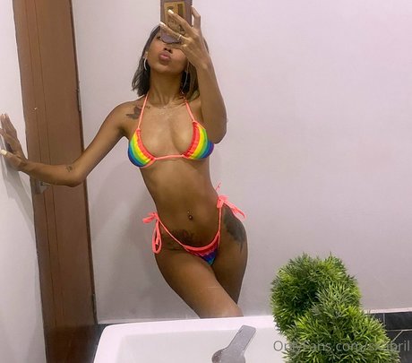 sxabrilfree nude actress img