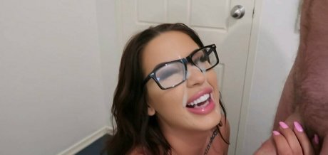 20 years old onlyfans beautiful xxx pictures