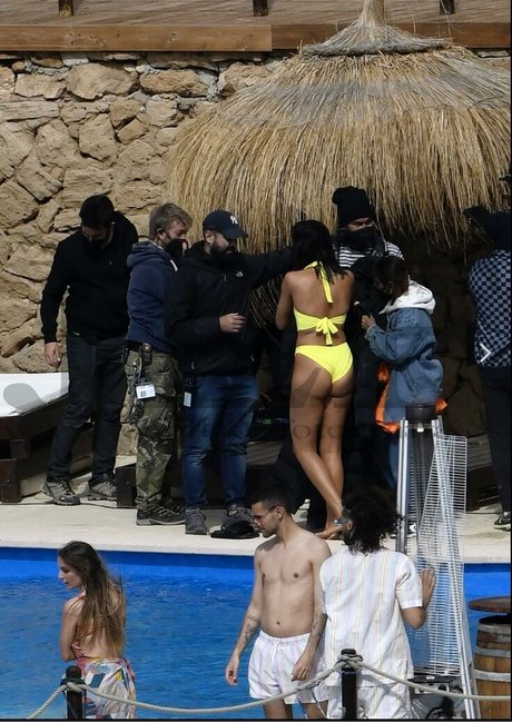 Deepika Padukone pornographic actress picture