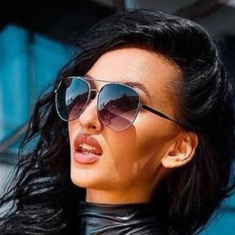 lionesskitten model nice pics