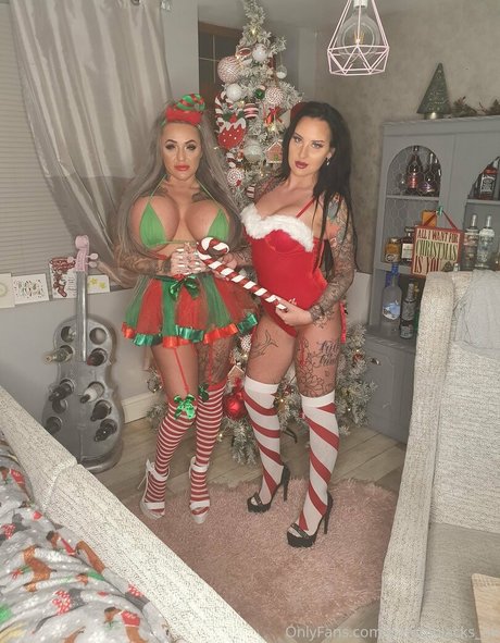 bigbustyblondeuk star high quality img