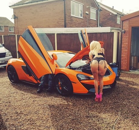 bigbustyblondeuk star nudes picture