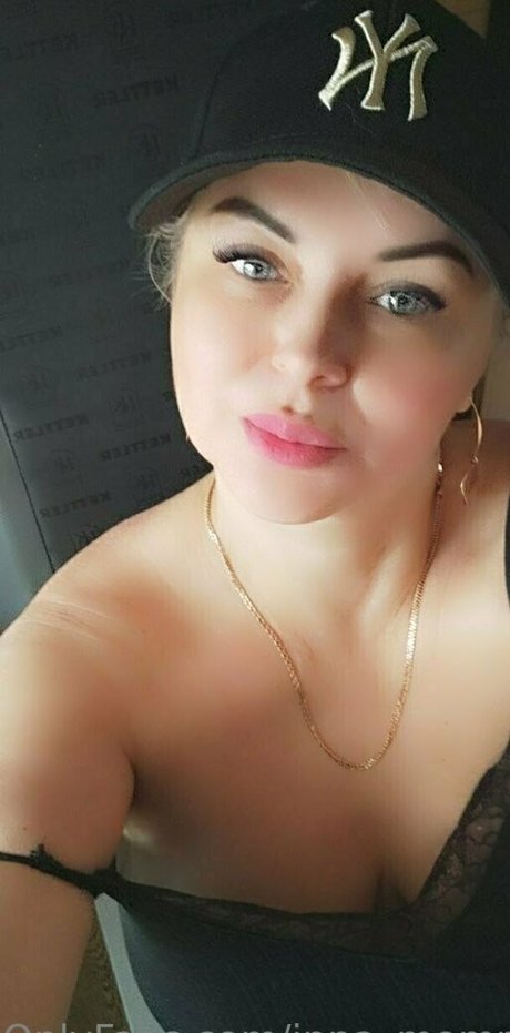 inna mommyy nudes model archive