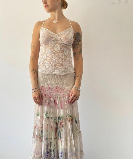 maaddielewis pretty actress photos