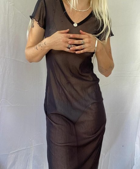 maaddielewis nude actress picture