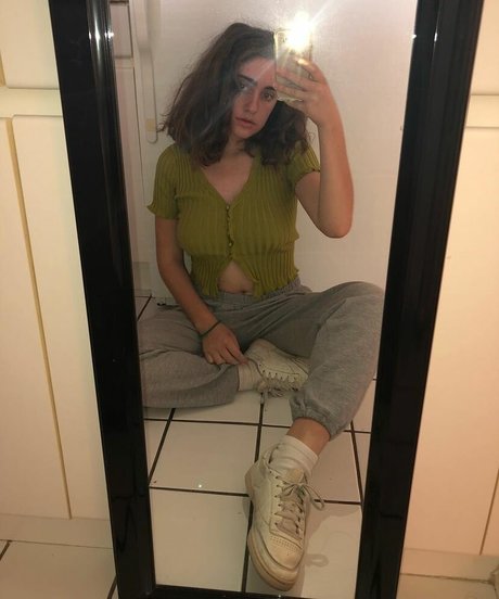 teen natural tits onlyfans free naked picture