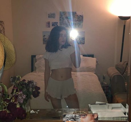 Rachel Sennott pornstar top photos