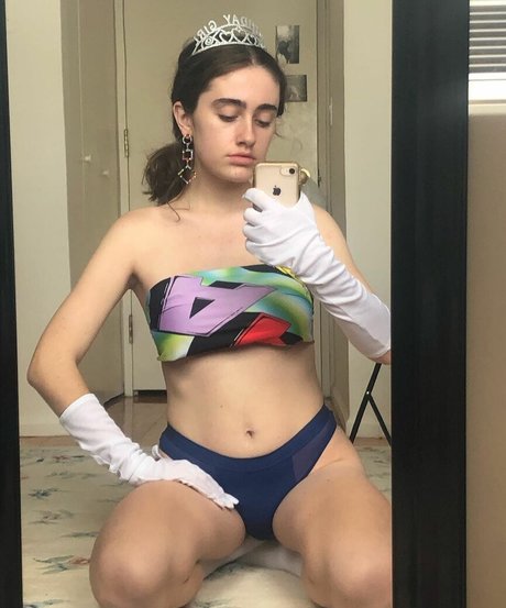 Rachel Sennott high quality pornstar images