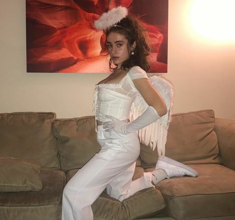 Rachel Sennott star free archive