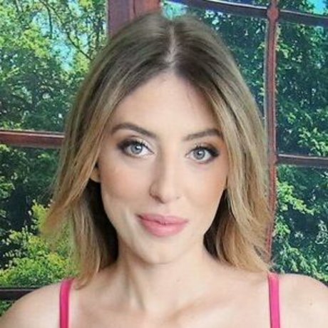 Fanta Sie nude model galleries