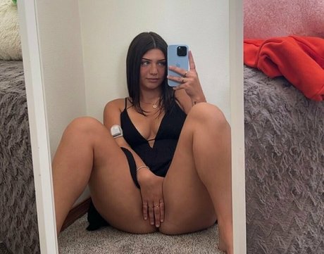 squirting pussy onlyfans exclusive photo