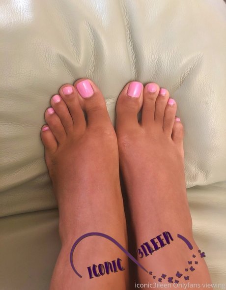 Iconic3ileen model xxx pic