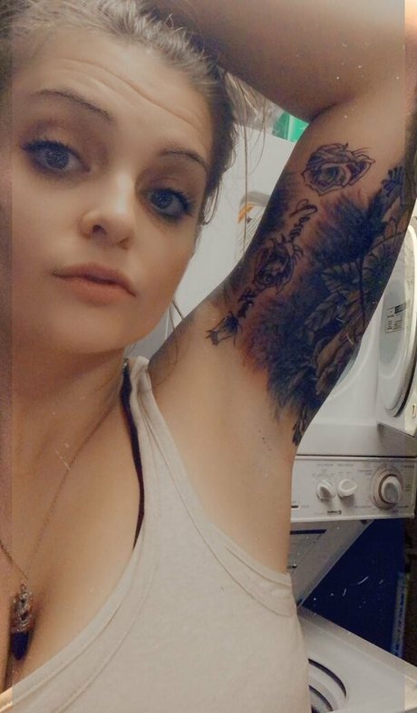 white pussy onlyfans nude images