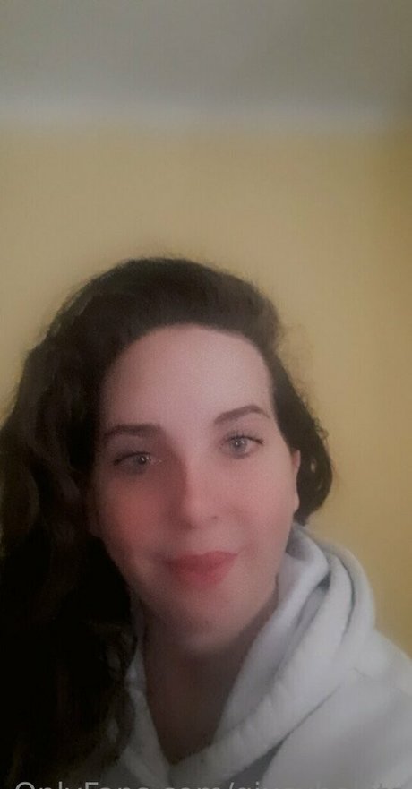 only queen84 star beautiful pic