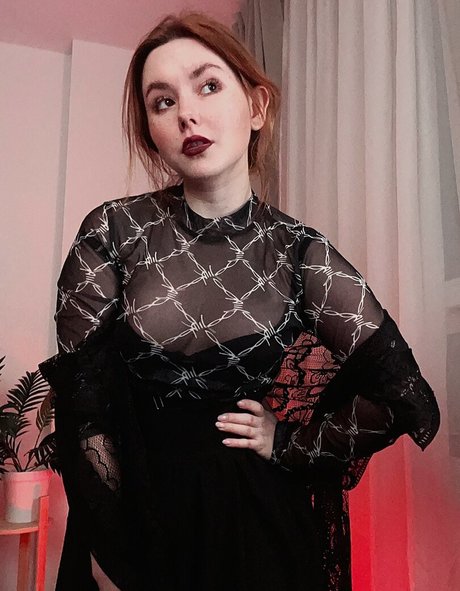 Rootyasha model perfect photos