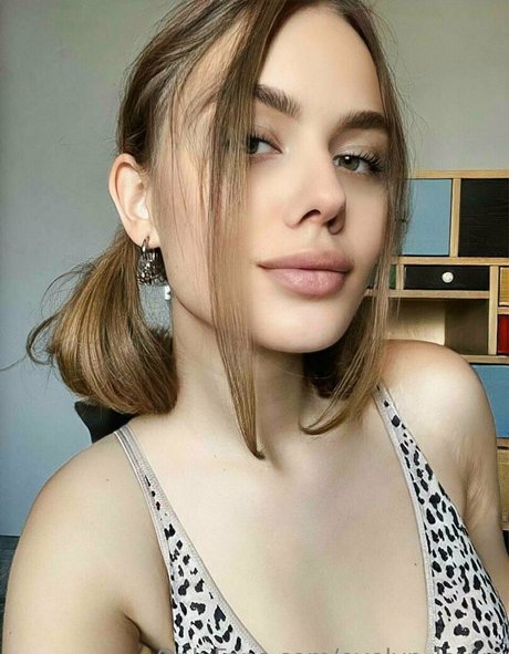 evelyn lovve pornstar exclusive pics