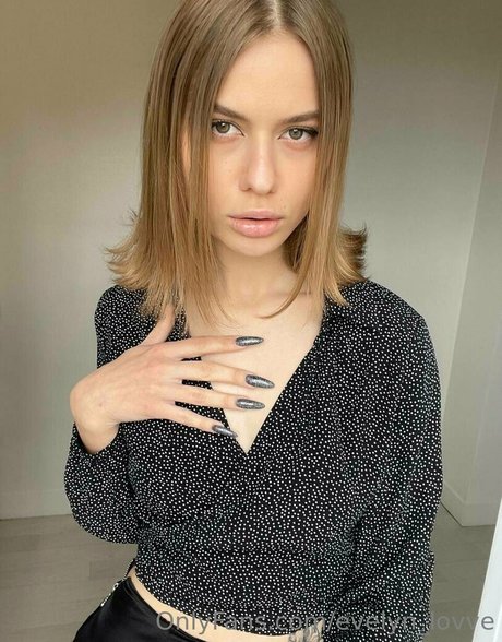 evelyn lovve nice model archive