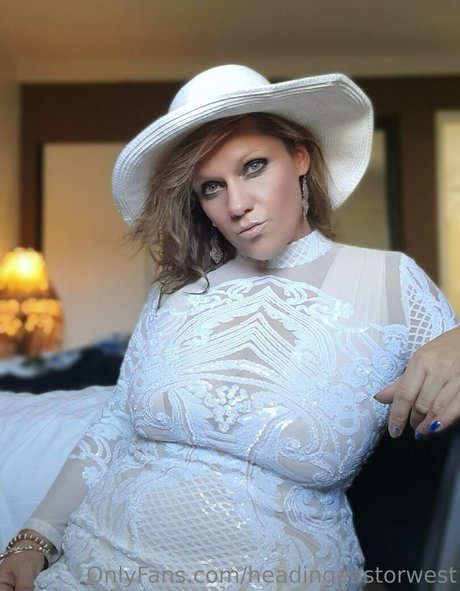 headingeastorwest naked star galleries