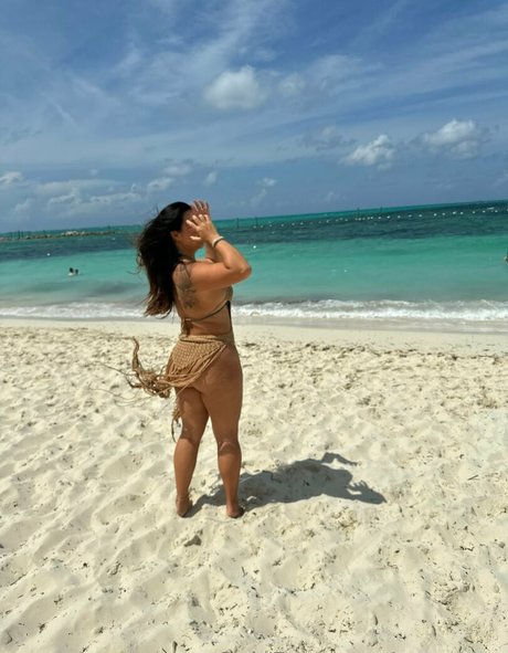 serenasu sex actress img