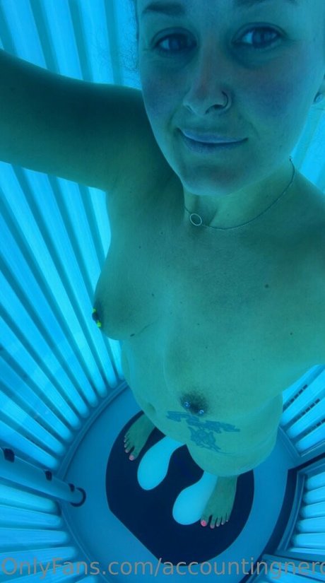 Accountingnerd pornstar exclusive photos