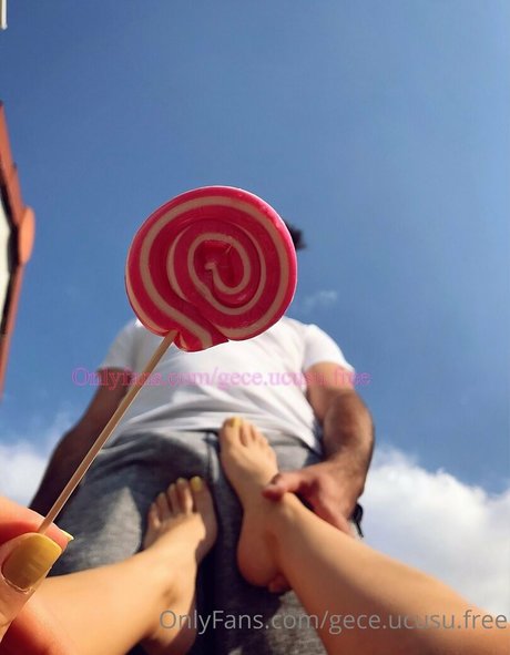 lips onlyfans naked photos