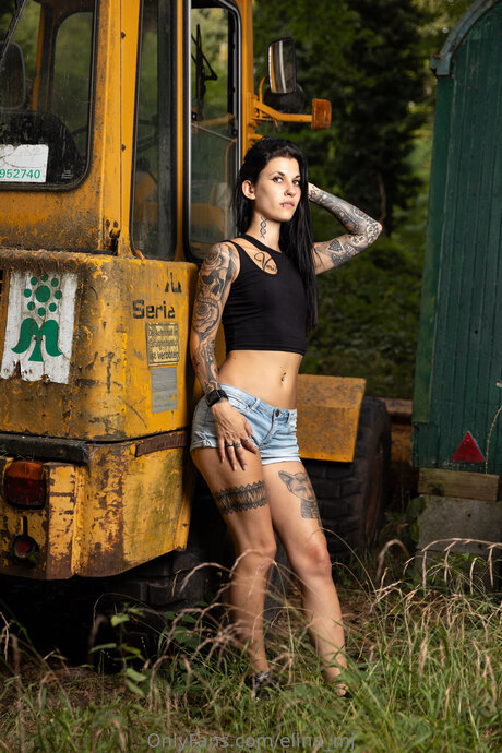 body onlyfans art naked image