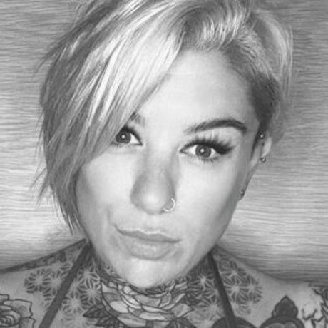 Katiesummer222 sexy actress pic