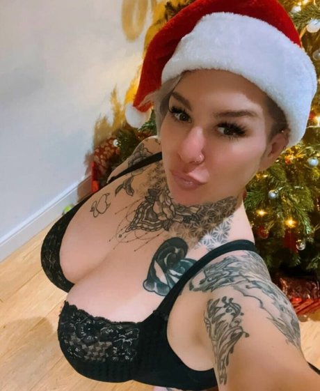 Katiesummer222 pornstar free pictures