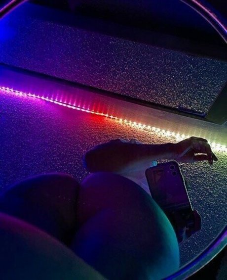 Trippyisme art model galleries