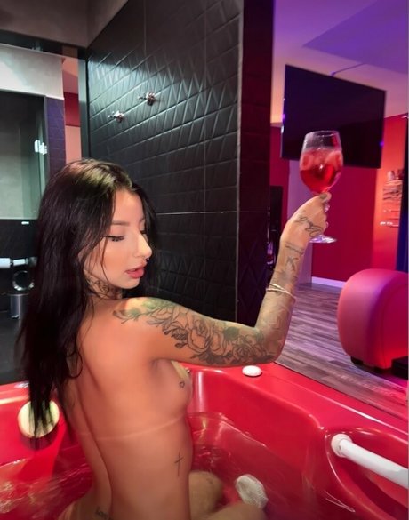 Bruna Fortaleza free model photos