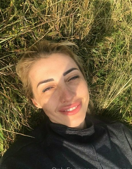 brunette teen onlyfans sex pictures