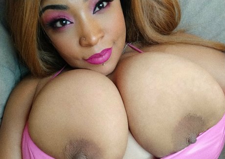 kurvykary adult star galleries