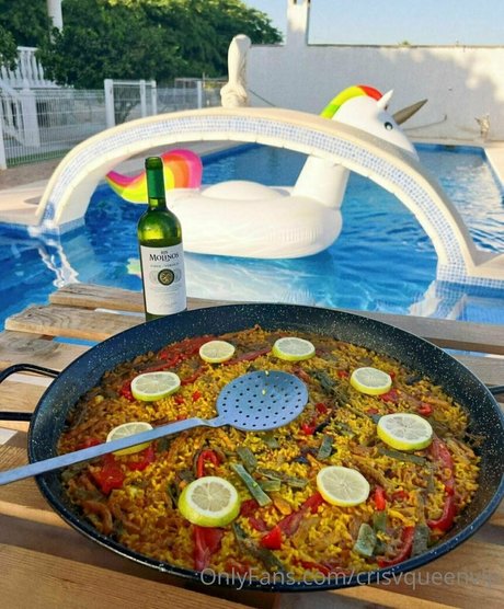 crisvqueen pornstar archive