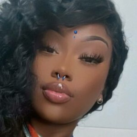 kcurieuse pornstar adult image