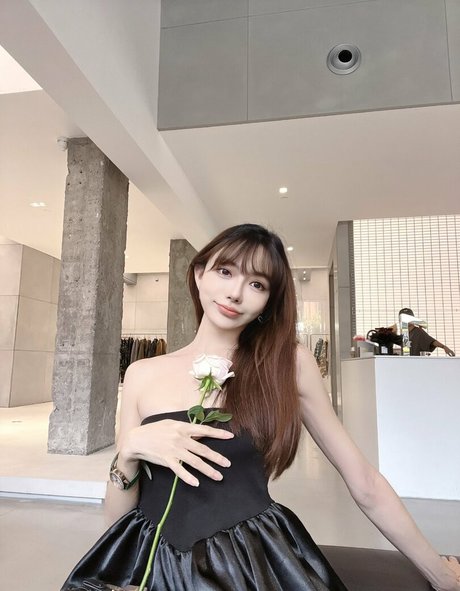 TS Xinxiaoxian_ sexy model pic