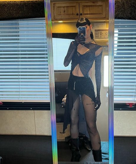 Lilith Czar porn model pictures