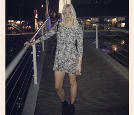 Missvemasters model porn photo