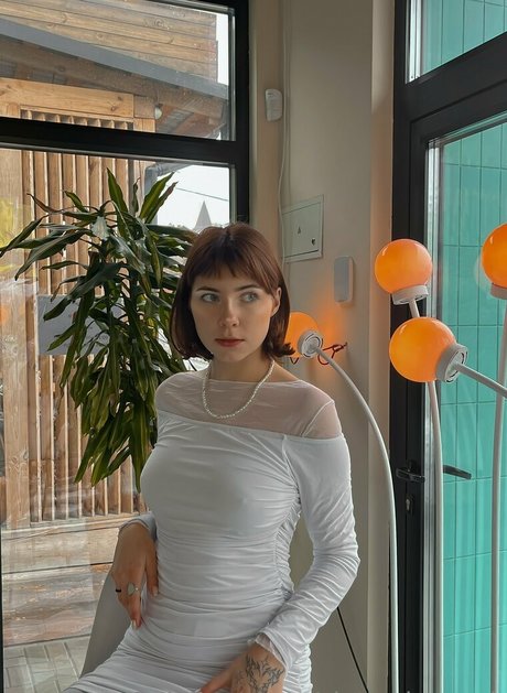 zlatka lesenok nudes pornstar archive