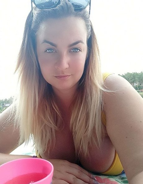 bun with jam pornstar erotic photo