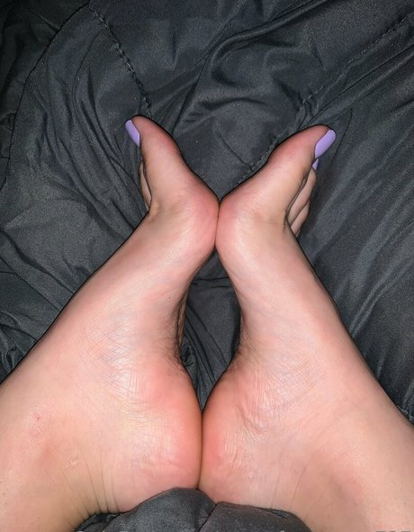 sweetfeettreats727 pornstar adult photos