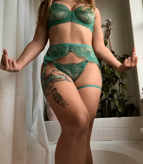 laurentheworm top star img