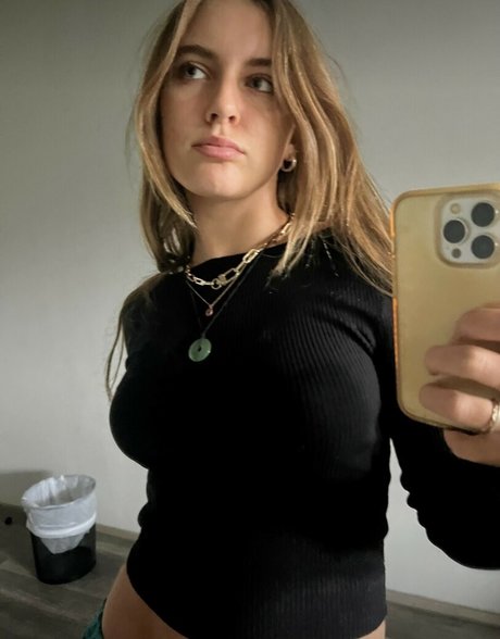 emma walkerx model xxx archive