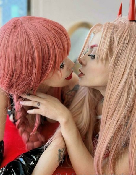 satinfree hot star pic