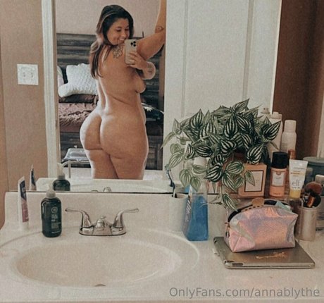 annablythe nice actress picture