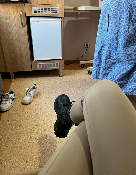 british redhead onlyfans sexy nude photo