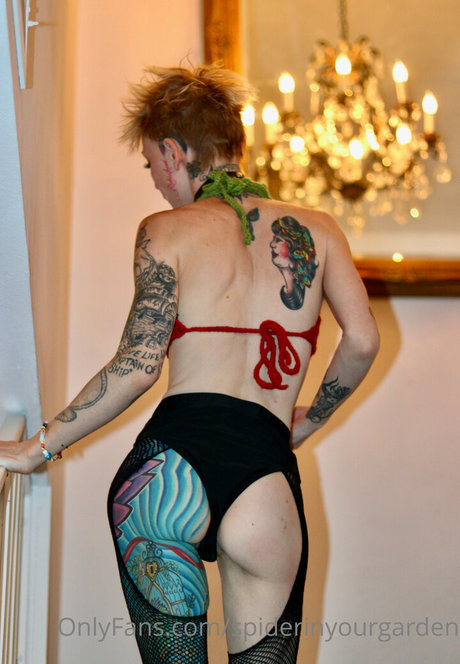 feet slave onlyfans nudes galleries